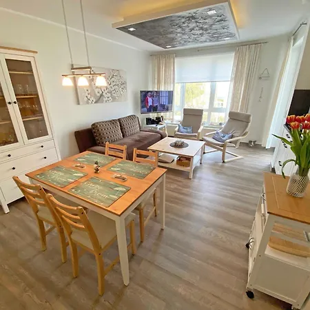 Apartment Haus Holstein Whg 07 Mit Balkon *